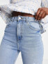 Фото #3 товара Urban Bliss slim jeans with busted knee in light wash