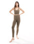 Фото #1 товара Born Living Yoga – India – Nahtlose Leggings in Taupe