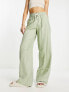 Фото #5 товара Stradivarius crinkle pull on wide leg trouser in khaki