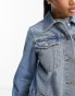 Фото #3 товара Miss Selfridge girlfriend denim jacket in blue wash