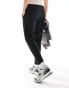 Фото #2 товара New Balance Tenacity stretch woven pant in black