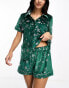 Фото #1 товара Chelsea Peers Christmas velvet revere top and short pyjama set with silver foil print in forest green