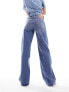 Фото #3 товара Levi's Superlow waist loose fit jeans in mid blue wash