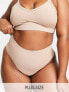 Фото #1 товара Spanx Curve Seamless Shaping thong in beige