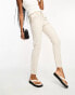 Фото #3 товара Vero Moda Tall linen blend tapered trousers in stone