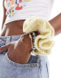 Фото #2 товара Reclaimed Vintage crochet scrunchie in white