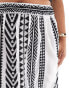 Фото #3 товара Yours maxi skirt in mono aztec