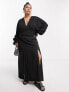 Фото #4 товара ASOS DESIGN Curve plunge batwing maxi dress in black