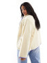 Pieces Curve fleece in cream with blue contrast binding