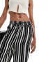 Фото #4 товара ONLY Tall wide leg trouser in black and white stripe