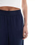 Фото #3 товара Vero Moda Tall wide leg pull on trousers with elasticated waist in navy