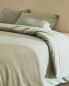 Duvet cover with raised bedspread effect