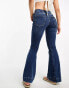 Фото #8 товара River Island Petite high rise flare jean in medium denim