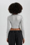 Фото #6 товара ТопFitted Crop изFitted Crop Monochrome Glamour