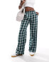 Фото #1 товара Bershka tie waist wide leg trousers in green check