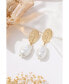 ფოტო #5 პროდუქტის Matted Gold Sculpted Oversized Baroque Pearl Drop Earrings