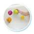 Фото #4 товара игрушка для ванной - Smoby - Набор "Остров морских жителей" состоит из: плавучего островка, 4 различные зверюшки и мальчик, в ките-лодочке. Возраст от 12 месяцев.