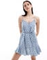 Pieces tie waist cami mini dress in blue ditsy floral Blau, kleingemustert, L - EU 40 - фото #1