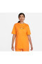 Фото #1 товара Sportswear Graphic Loose Fit Short-Sleeve Kadın T-Shirt (Bol kalıp) FN7722-885