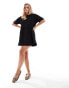 Фото #4 товара Miss Selfridge Petite short sleeve t-shirt poplin hybrid smock mini dress in black