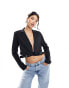 Фото #1 товара SIMMI – Kurz geschnittener Blazer in Schwarz mit Cut-out und Schnalle