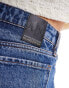 Фото #4 товара Armani Exchange relaxed 5 pocket jeans in indigo denim