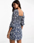 Фото #2 товара Hollister long sleeve chiffon mini dress in navy floral