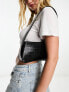 ASOS DESIGN curved base 90s croc shoulder bag in black - фото #3