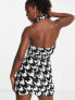 Фото #3 товара Miss Selfridge Premium festival embellished halter top in co-ord mono dogtooth - BLACK