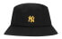 Фото #1 товара Шляпа рыбацкая MLB Лого NY Fisherman Hat, унисекс, черный/бежевый/белый.
