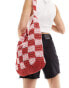 South Beach checkerboard crochet tote bag in red and pink - фото #5