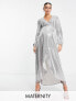 Фото #1 товара Вечернее платье для беременных Flounce London Maternity – Макси-платье с длинным рукавом в блестящем металлическом серебре.