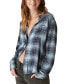 Фото #3 товара Women's Cloud Plaid Boyfriend Shirt