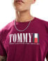 Фото #4 товара Tommy Jeans large logo t-shirt in fuchsia purple