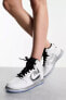Dunk High SE Gerçek Deri Bilekli Kadın Beyaz Spor Ayakkabı