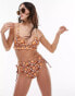 Фото #4 товара Topshop – Triangel-Bikinioberteil mit Rüschen und braunem Blümchenmuster