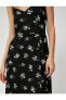 Фото #13 товара Midi Elbise Çiçekli Askılı Yırtmaç Detaylı Viskon Karışımlı