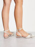 Фото #2 товара ASOS DESIGN Wide Fit Lavish pointed flats with faux pearl bow trim in ivory