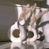 Фото #5 товара Аксессуары для цветов Intirilife 2-шт. Керамические вазы Set Emilia (2-шт. Set)