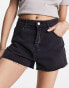 Фото #2 товара Urban Revivo high waist denim shorts with raw hem in black