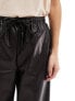 Фото #5 товара Stradivarius Petite faux leather wide leg jogger in black