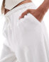 Фото #2 товара Stradivarius Petite linen look pull on trouser in white