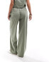 Фото #3 товара YAS lightweight chino trouser co-ord in oil green - LGREEN