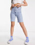 Фото #2 товара Tommy Jeans harper high rise bermuda short in light wash