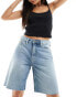 Фото #1 товара Weekday Monterey low waist wide leg denim shorts in tide blue