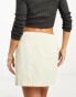 Фото #2 товара NA-KD x Durnels side buckle mini skirt in beige