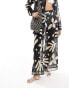 New Look printed beach trouser in black