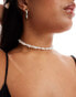 Фото #3 товара ASOS DESIGN Curve choker necklace with faux chipping and pearl design