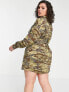 Фото #3 товара Missguided Plus dress with tie waist in camo