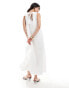 Фото #4 товара YAS plunge tie back 3D floral maxi dress in white - WHITE